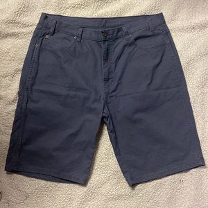 NWOT Dickies work shorts size 38. Blue in color, 98%cotton 2%spandex for stretch